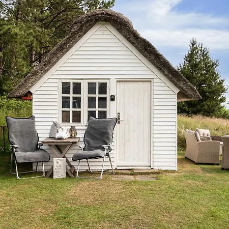 Дом отдыха Cozy With View Of The Wadden Sea *